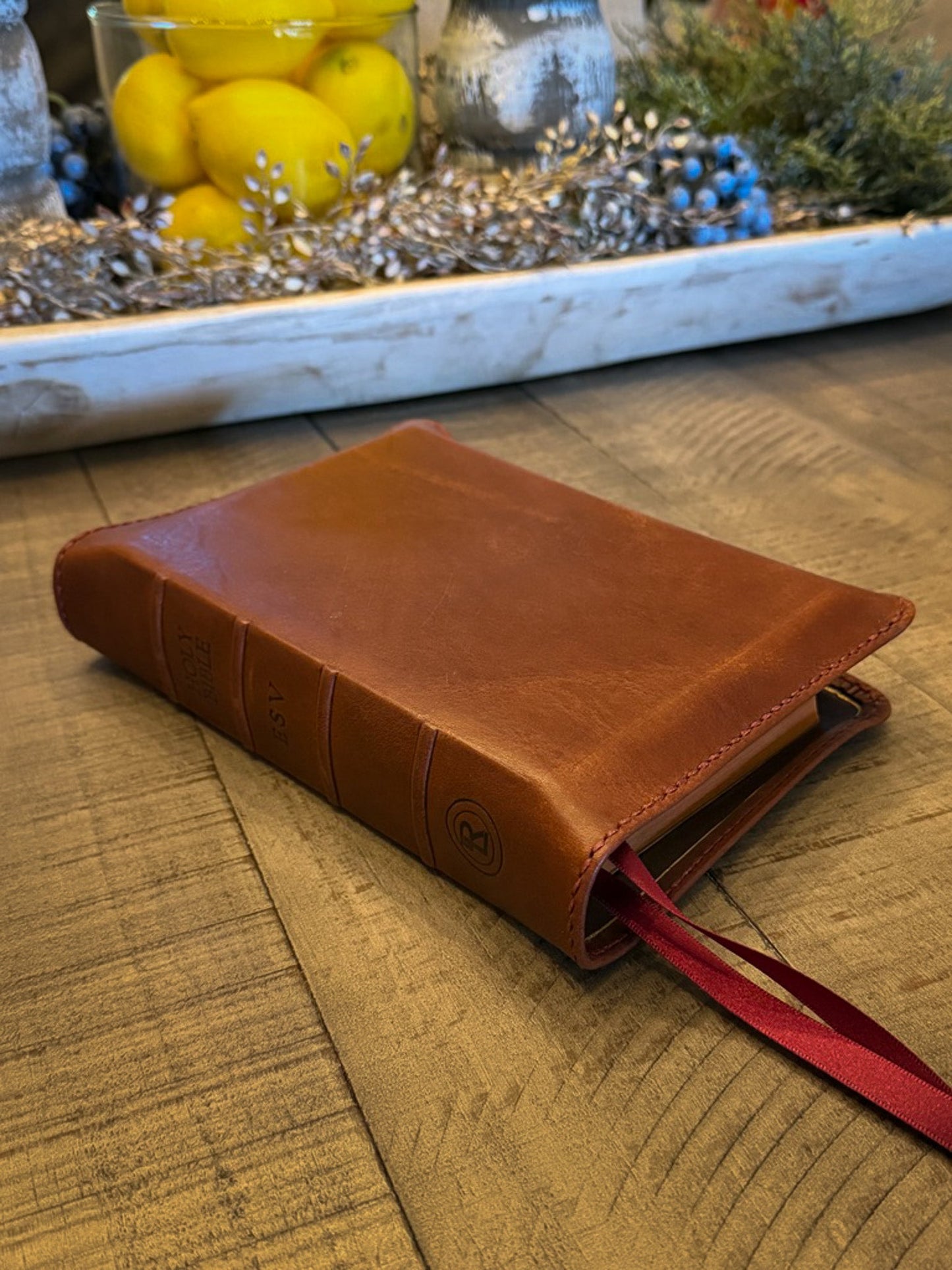 Cambridge ESV Clarion | La Perla Azzurra Old English - Marrone