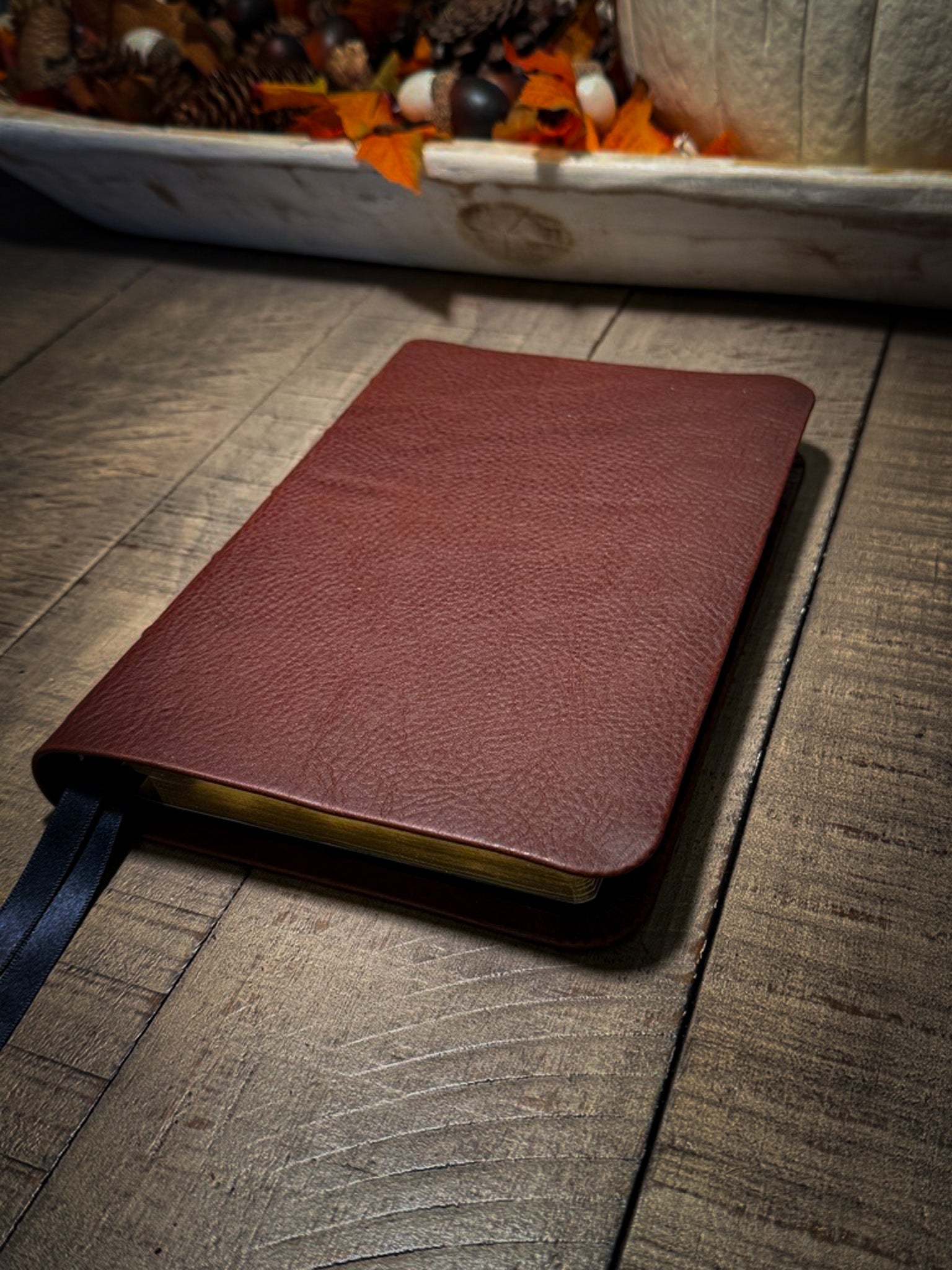 KJV Thinline Bible – Tobacco Minerva Box Leather
