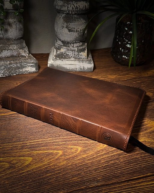 NKJV Maclaren Thinline Reference - Horween Derby Nut Brown