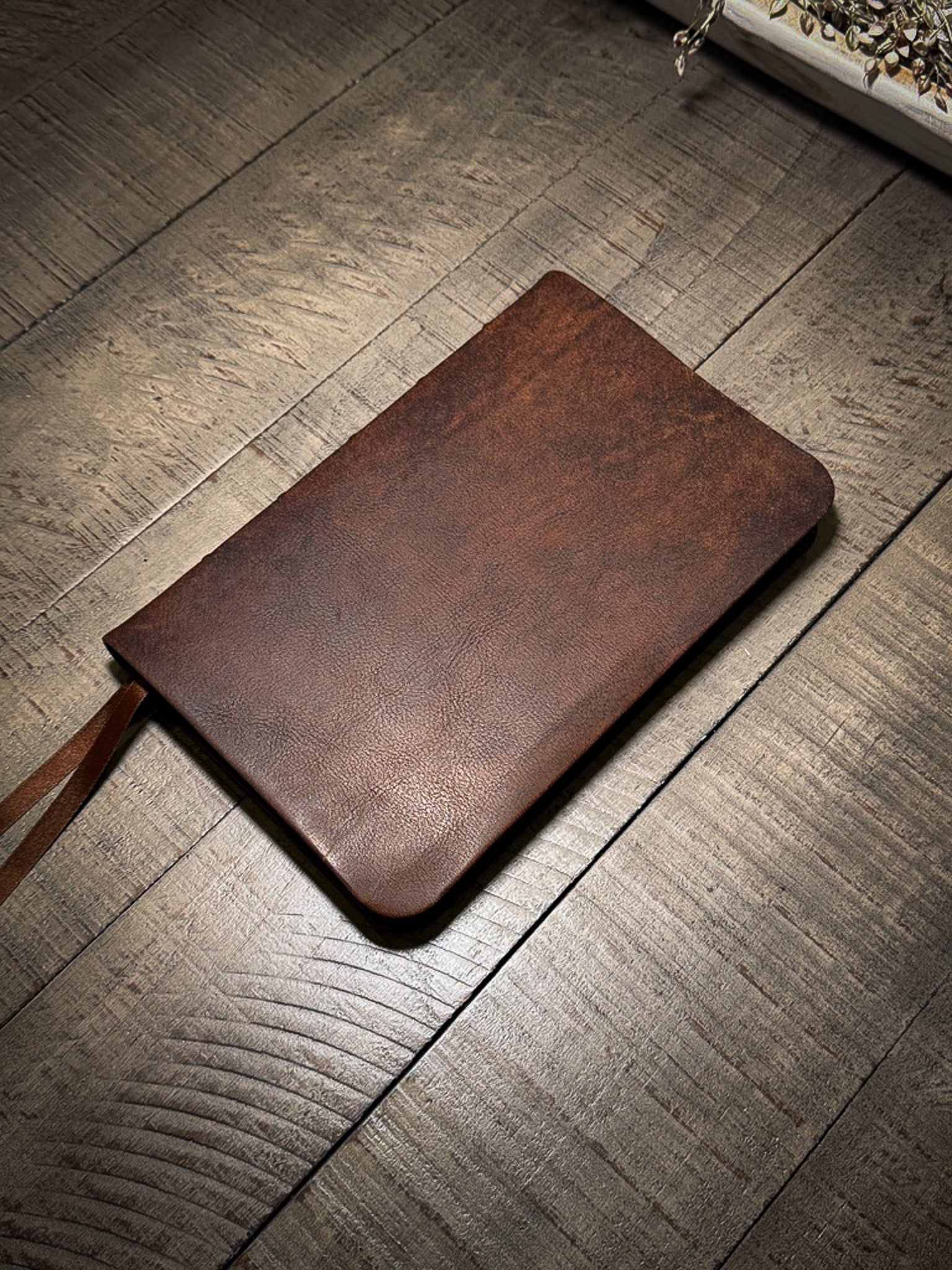 The Standard Series | ESV Large Print Thinline Bible Rebinding